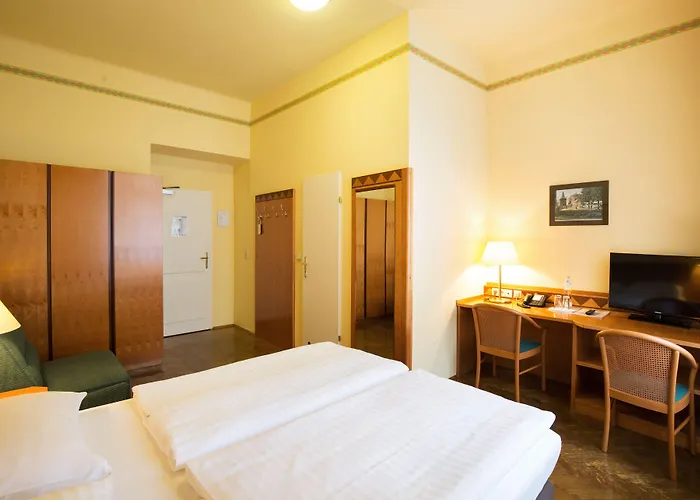 Post Hotel
