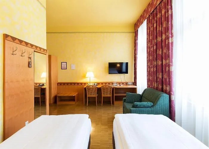 Post Hotel